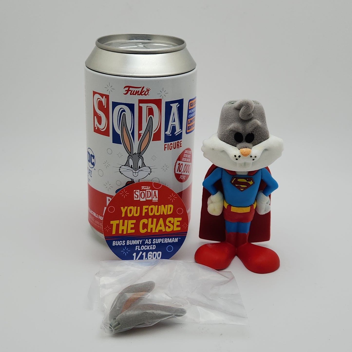 Funko Soda! Television- Looney Tunes: Bugs Bunny as Superman (Flocked Chase)