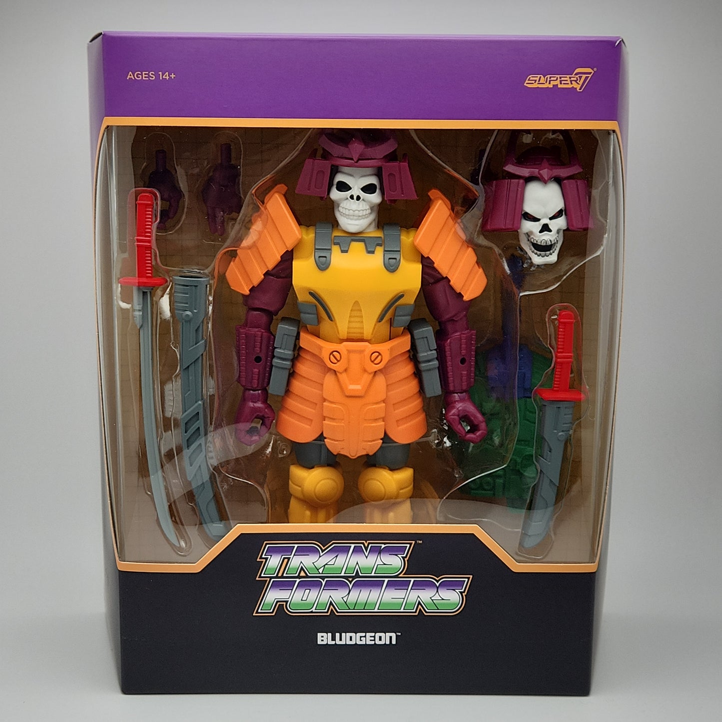 Super7 Ultimates- Transformers Decepticon: Bludgeon