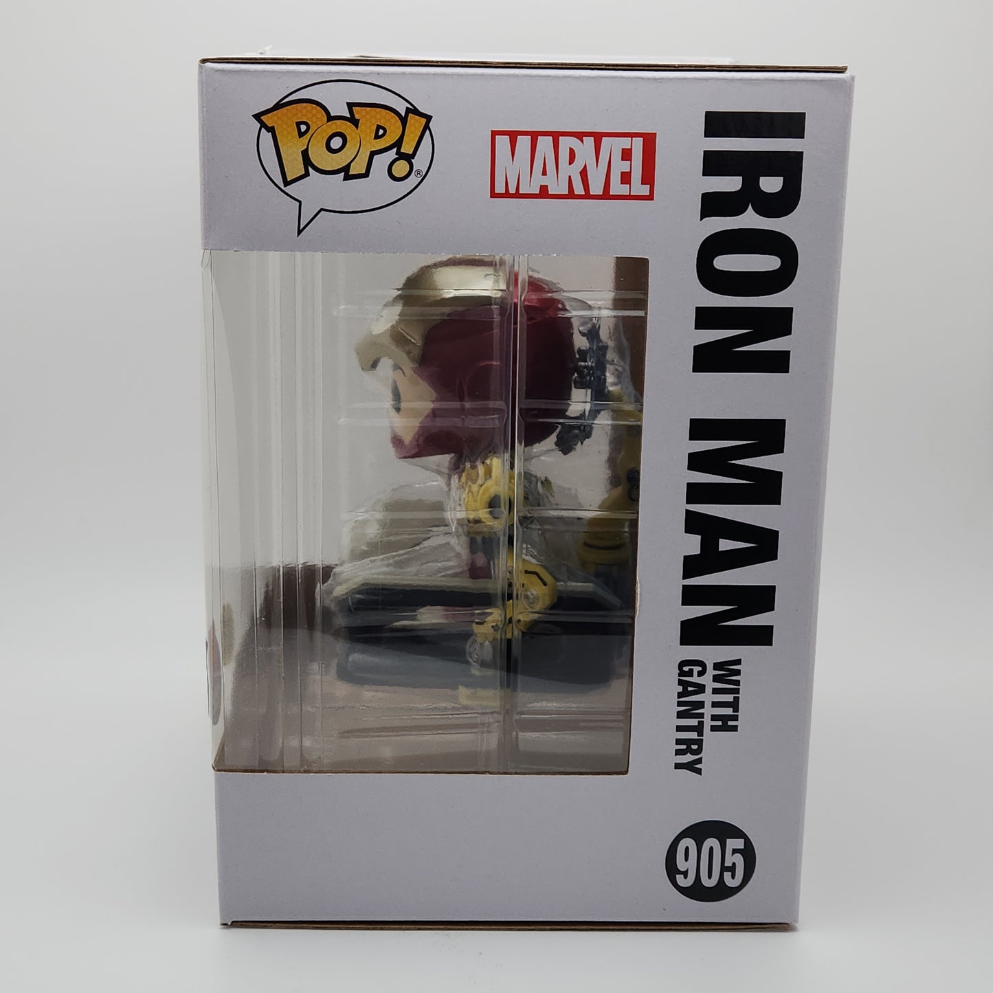 Funko Pop! Deluxe- Marvel: Iron Man 2- Iron Man with Gantry