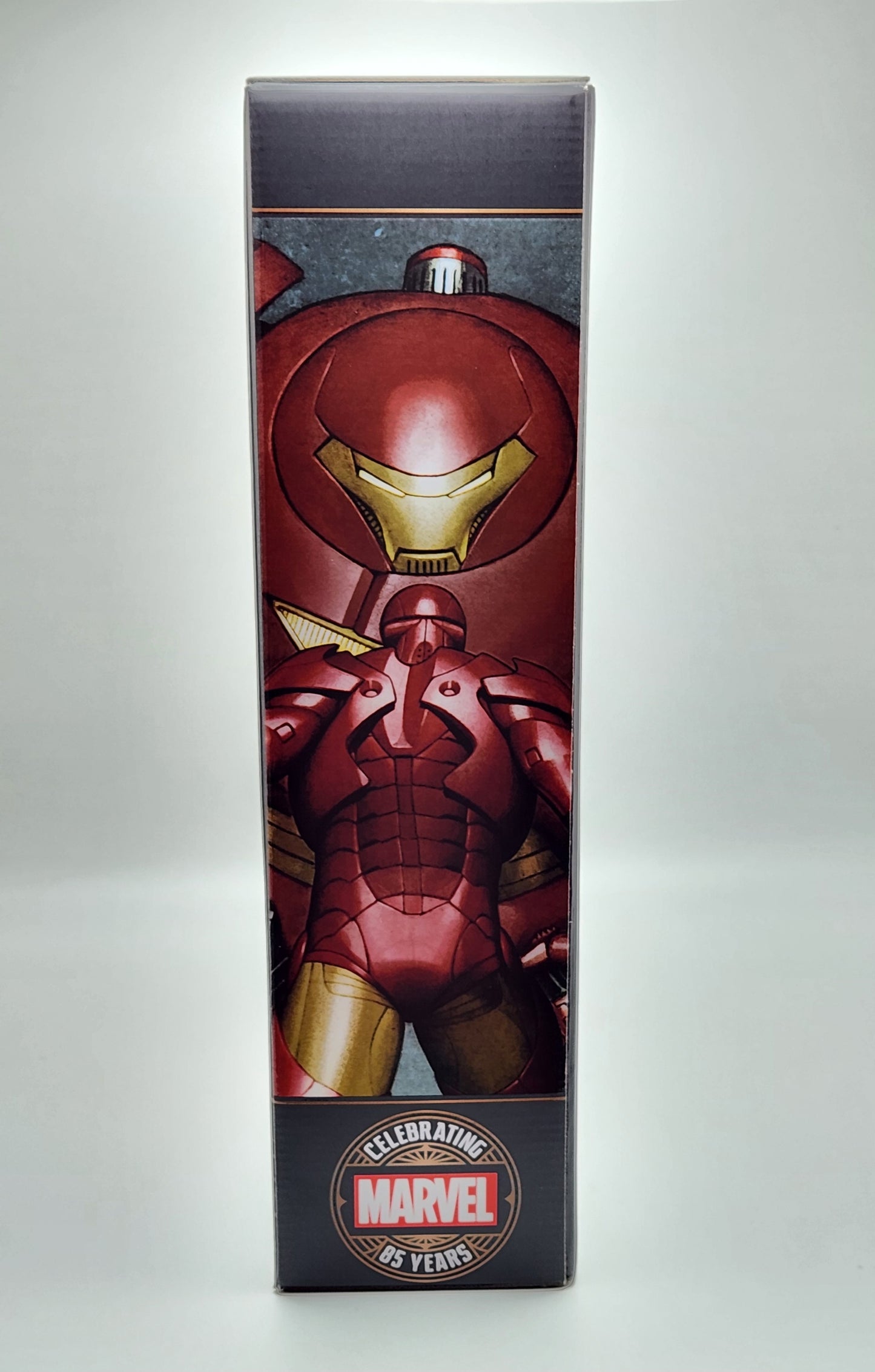 Marvel Legends Deluxe Series- The Invincible Iron Man- Hulkbuster