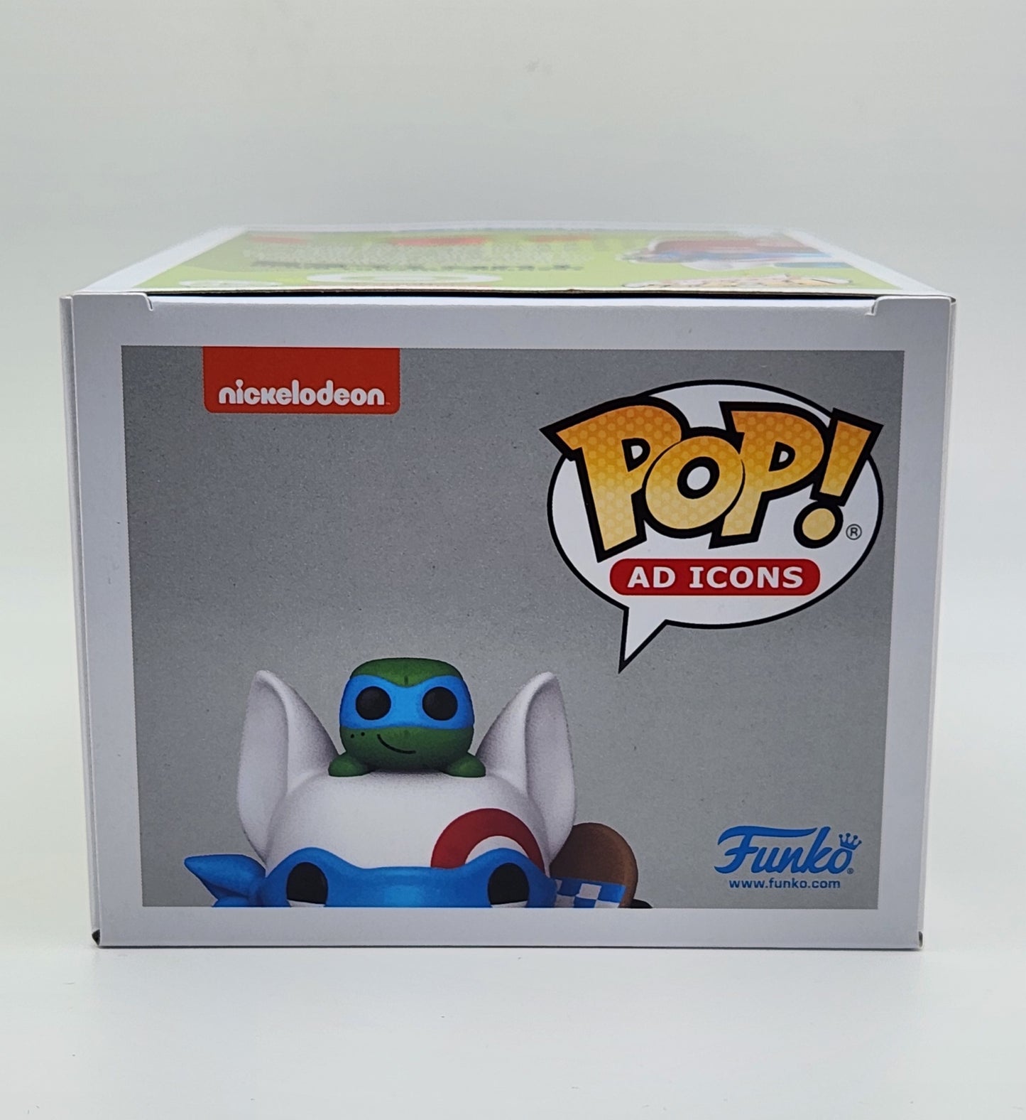 Funko Pop! Ad Icons- Teenage Mutant Ninja Turtles: Bullseye in Ninja Mask with Leo