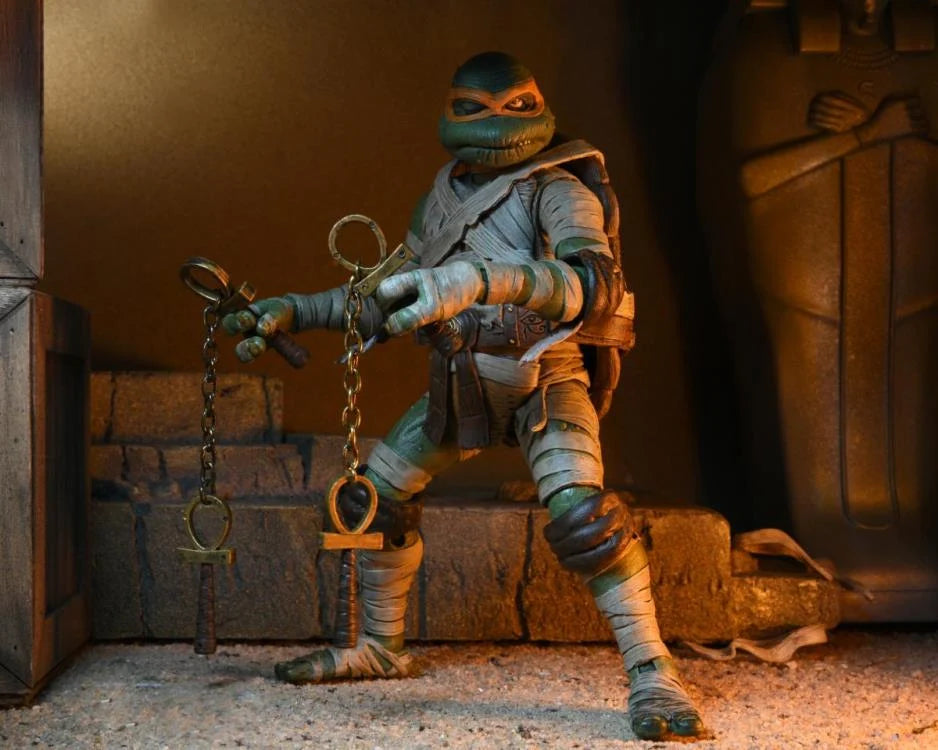 Teenage Mutant Ninja Turtles x Universal Monsters- Ultimate Michelangelo as the Mummy (NECA)