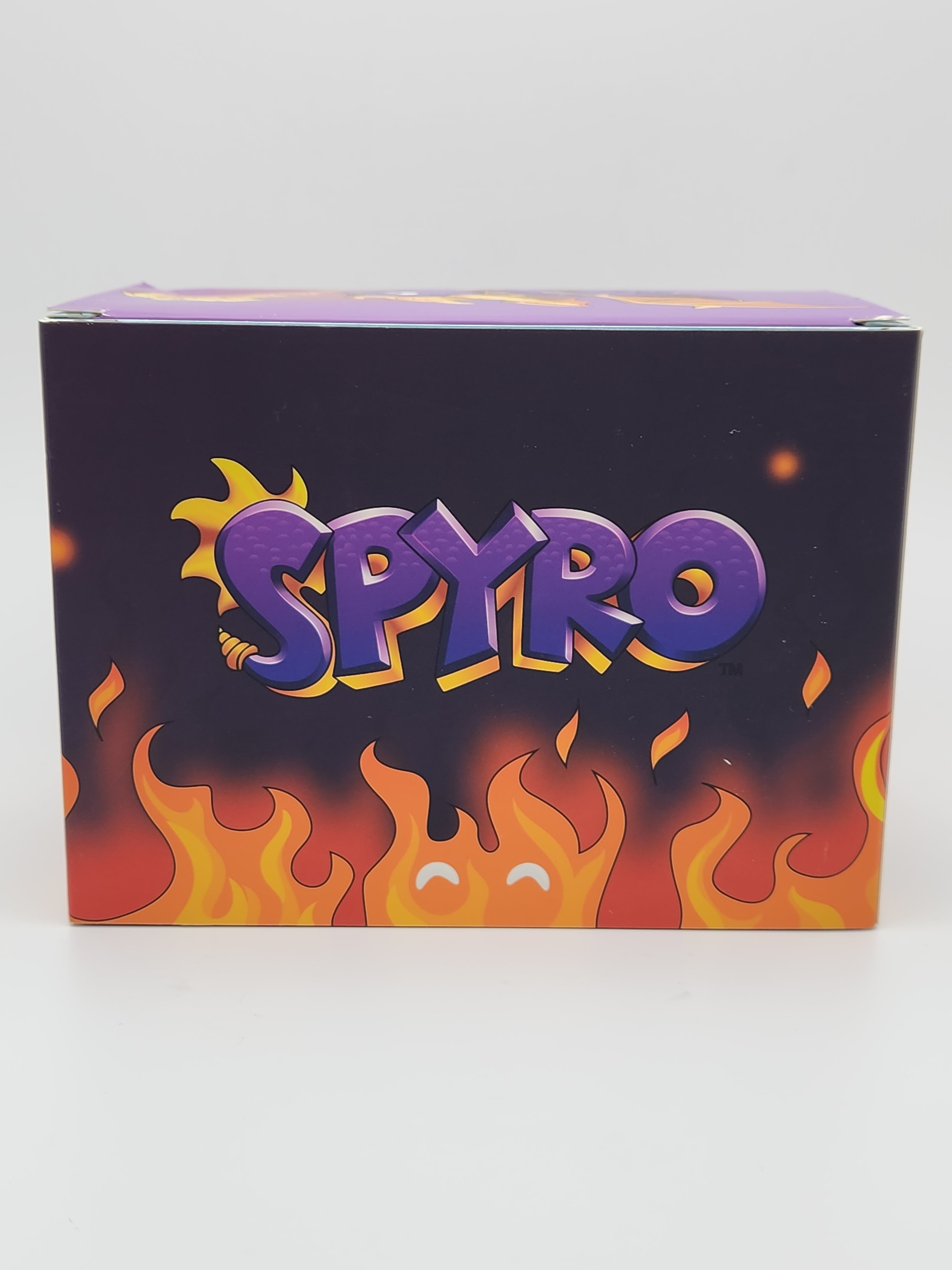 Youtooz Spyro With Skateboard outlet