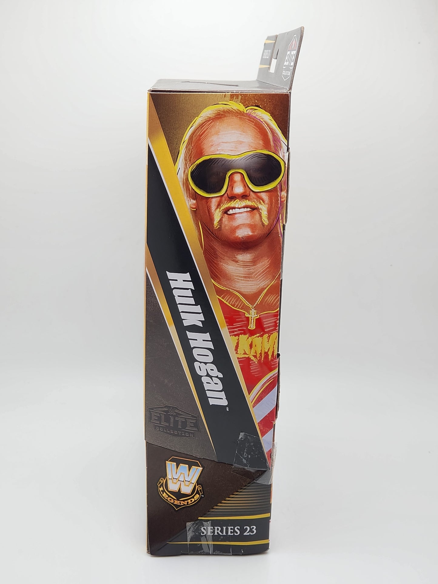 WWE Elite Collection Series- WWF Legends- Hulk Hogan (with Guitar)