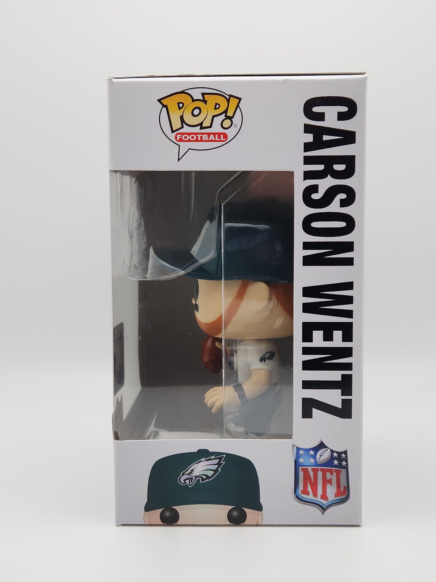 Funko Pop! Football- Philadelphia Eagles: Carson Wentz